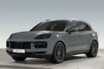 Porsche Cayenne din 2024 - oferta POR221486