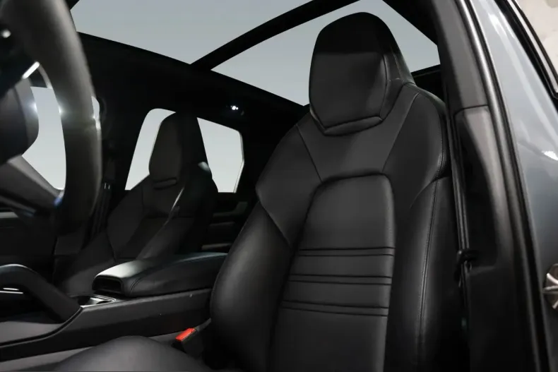 Porsche Cayenne din 2024 cu 21.800 km - oferta POR221486 - foto 5