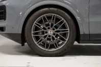 Porsche Cayenne din 2024 cu 21.800 km - oferta POR221486 - foto 6