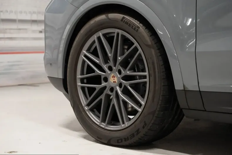 Porsche Cayenne din 2024 cu 21.800 km - oferta POR221486 - foto 14