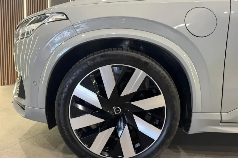 Volvo XC90 din 2024 cu 72.000 km - oferta VOL221492 - foto 11