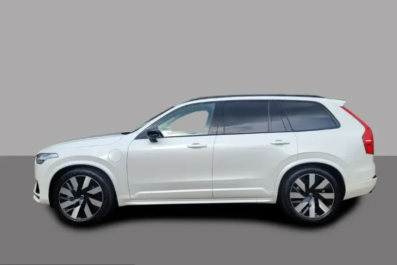Volvo XC90 din 2024 cu 8.865 km - oferta VOL221495 - foto 2