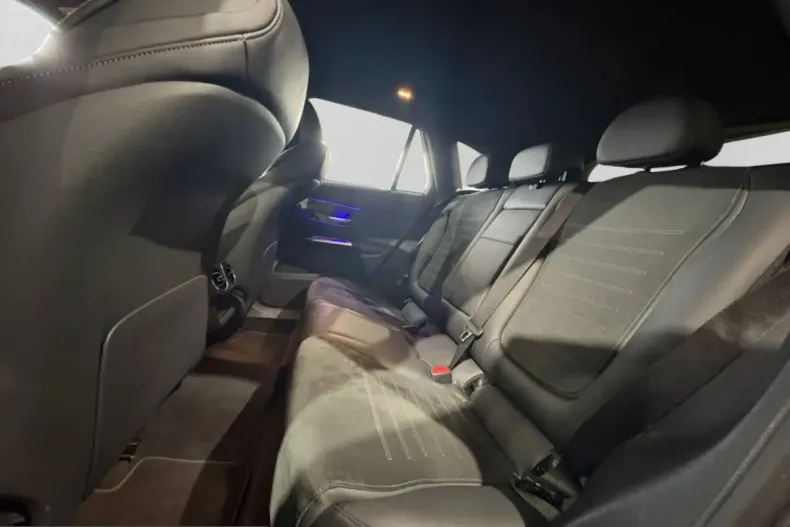 Mercedes-Benz GLC 200 (Clasa GLC) din 2023 cu 40.476 km - oferta MER221502 - foto 14