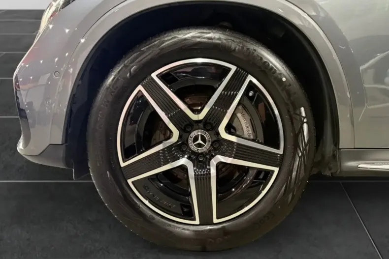 Mercedes-Benz GLC 200 (Clasa GLC) din 2023 cu 40.476 km - oferta MER221502 - foto 15