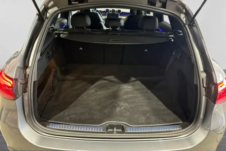 Mercedes-Benz GLC 200 (Clasa GLC) din 2023 cu 40.476 km - oferta MER221502 - foto 17