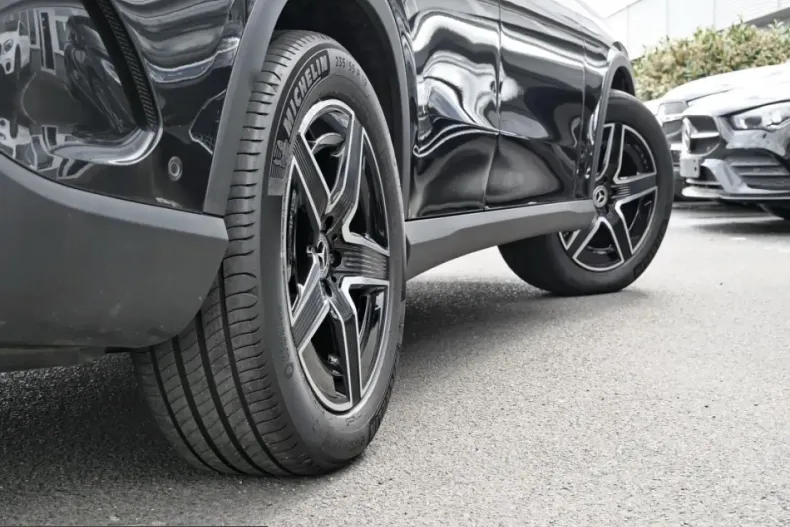 Mercedes-Benz GLC 220 (Clasa GLC) din 2023 cu 32.990 km - oferta MER221506 - foto 5