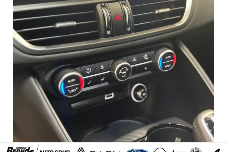Alfa Romeo Giulia din 2024 cu 14.010 km - oferta ALF221507 - foto 19