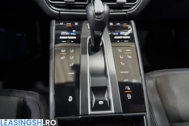 Porsche Macan din 2022 cu 48.656 km - oferta POR221515 - foto 20