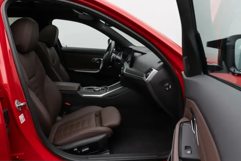 BMW M340i (Seria 3) din 2023 cu 35.449 km - oferta BMW221517 - foto 27