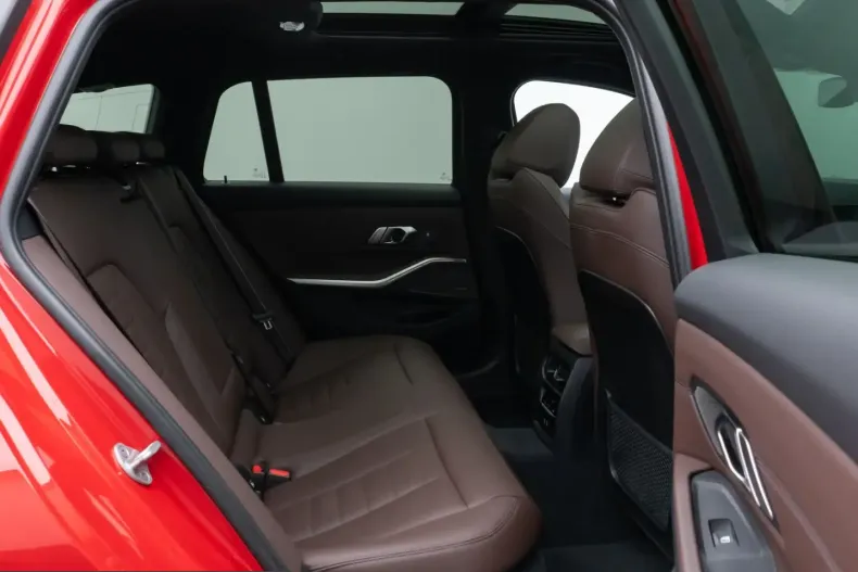 BMW M340i (Seria 3) din 2023 cu 35.449 km - oferta BMW221517 - foto 29