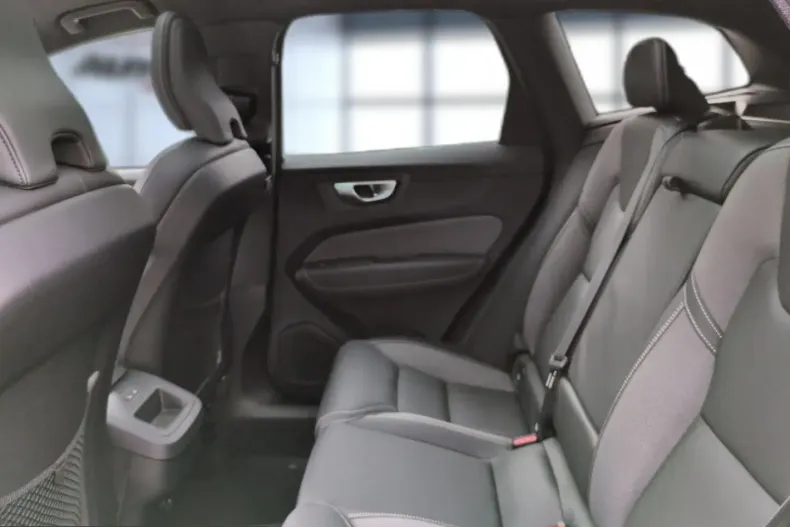 Volvo XC60 din 2024 cu 20.500 km - oferta VOL221523 - foto 13