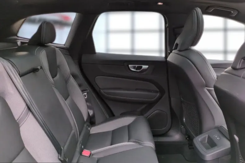 Volvo XC60 din 2024 cu 20.500 km - oferta VOL221523 - foto 14