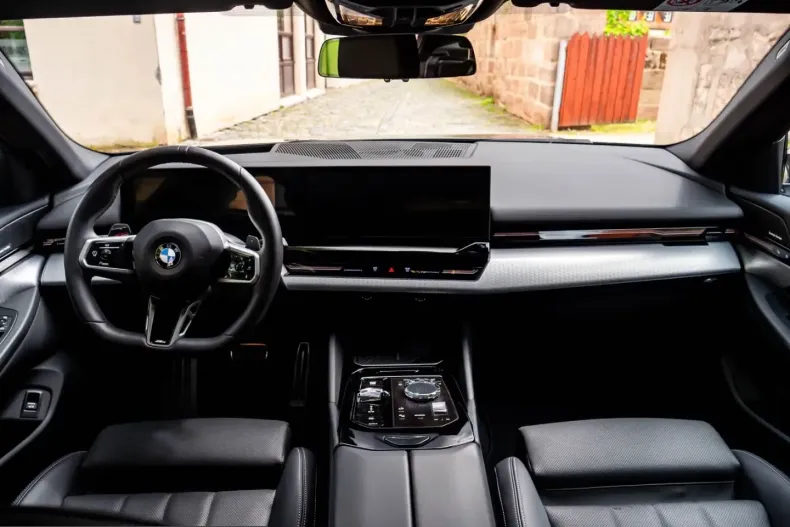 BMW 520 (Seria 5) din 2025 cu 14.800 km - oferta BMW221525 - foto 27