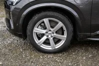 Volvo XC90 din 2025 cu 22.925 km - oferta VOL221527 - foto 4