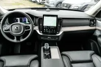Volvo XC90 din 2025 cu 22.925 km - oferta VOL221527 - foto 9