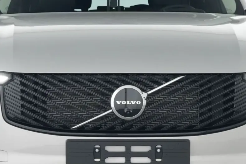 Volvo XC90 din 2025 cu 26.939 km - oferta VOL221528 - foto 4