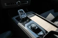 Volvo XC90 din 2025 cu 25.898 km - oferta VOL221532 - foto 21