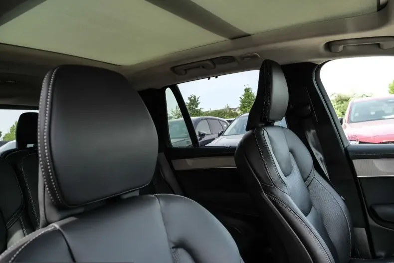Volvo XC90 din 2025 cu 17.281 km - oferta VOL221533 - foto 16