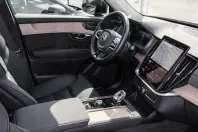 Volvo XC90 din 2025 cu 15.800 km - oferta VOL221535 - foto 3