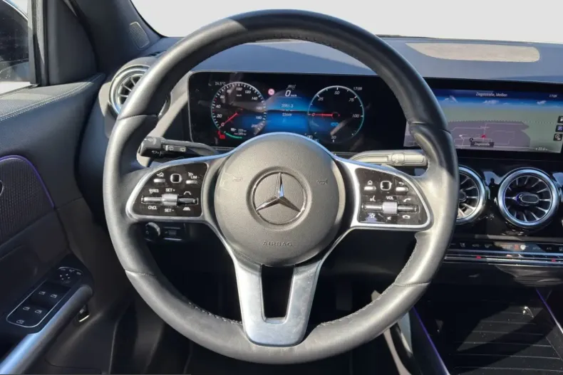 Mercedes-Benz EQA din 2023 cu 22.648 km - oferta MER221540 - foto 10