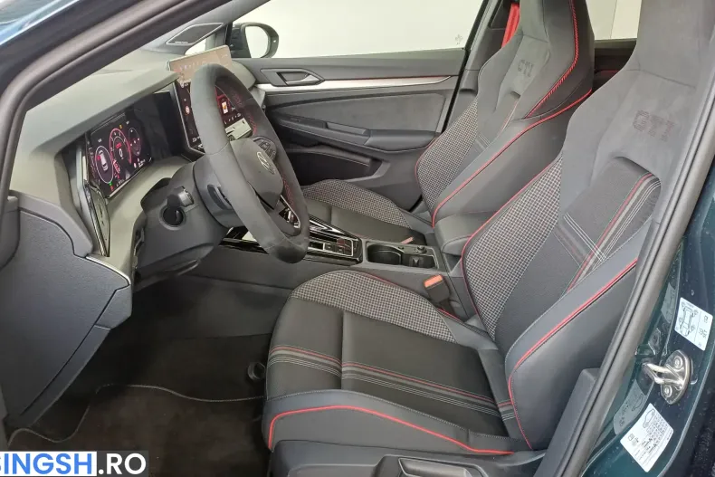 Volkswagen Golf din 2026 cu 2.910 km - oferta VOL221543 - foto 5