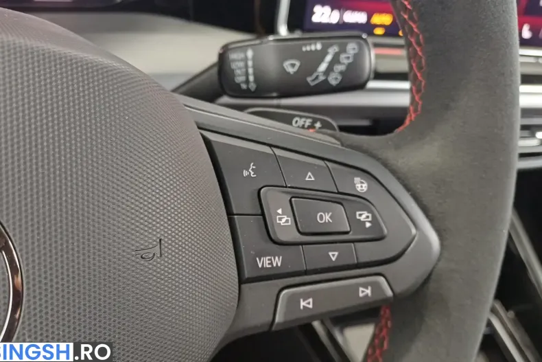 Volkswagen Golf din 2026 cu 2.910 km - oferta VOL221543 - foto 10