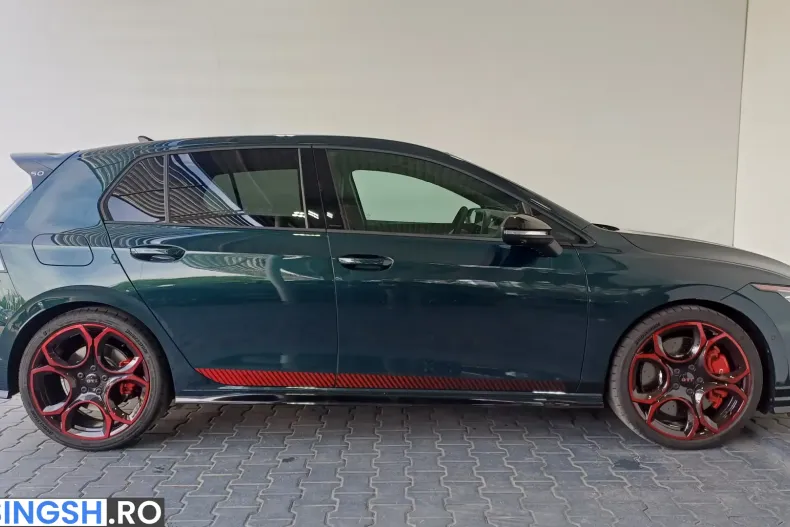 Volkswagen Golf din 2026 cu 2.910 km - oferta VOL221543 - foto 37