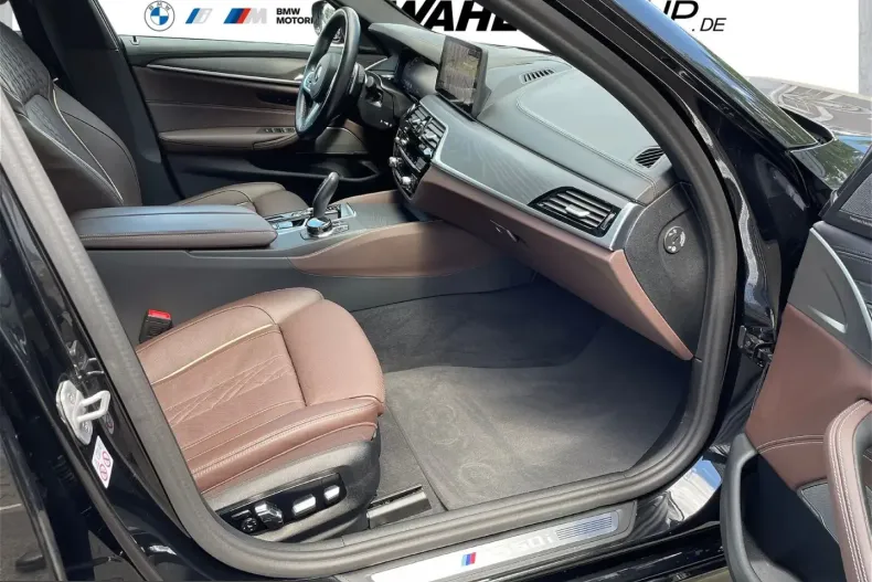 BMW M550 (Seria 5) din 2023 cu 27.042 km - oferta BMW221557 - foto 10
