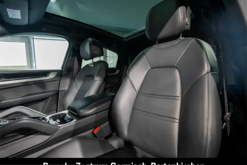 Porsche Cayenne din 2024 cu 12.115 km - oferta POR221559 - foto 7