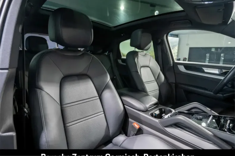 Porsche Cayenne din 2024 cu 12.115 km - oferta POR221559 - foto 9