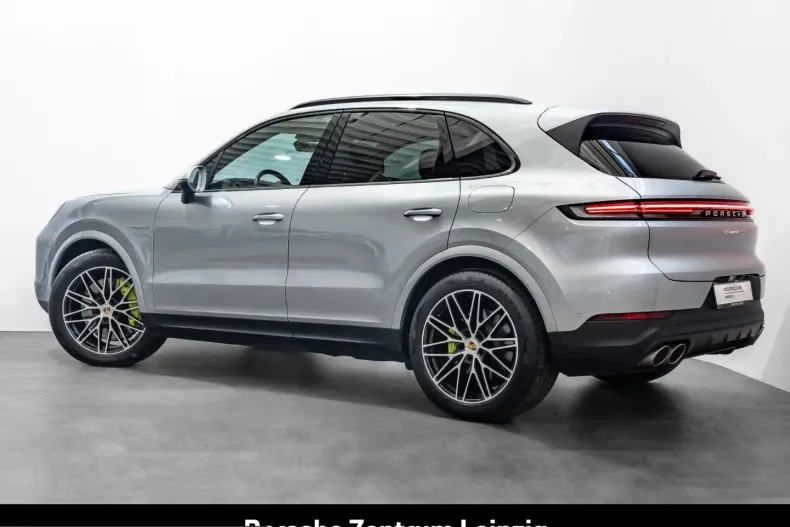 Porsche Cayenne din 2024 cu 48.039 km - oferta POR221562 - foto 3