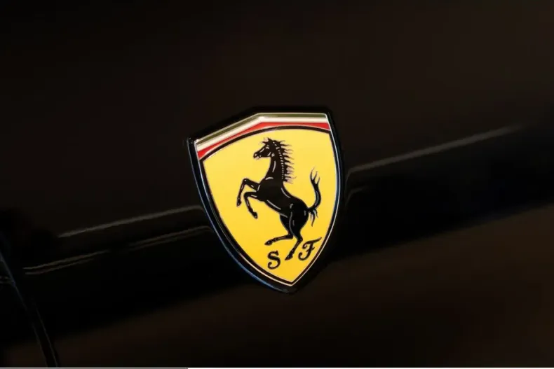 Ferrari Roma din 2024 cu 4.138 km - oferta FER221565 - foto 8