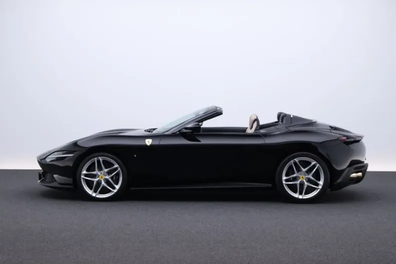 Ferrari Roma din 2024 cu 5.200 km - oferta FER221566 - foto 7