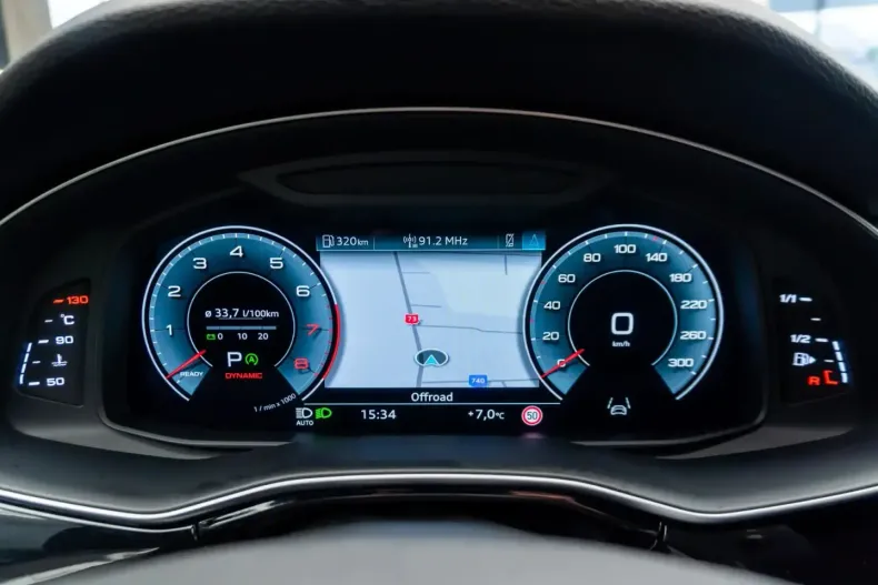 Audi Q8 din 2022 cu 46.000 km - oferta AUD221569 - foto 37