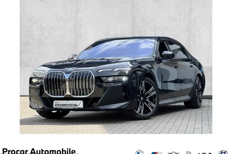 BMW 740 (Seria 7) din 2025 cu 21.980 km - oferta BMW221574 - foto 1