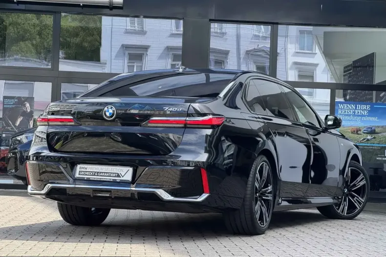 BMW 740 (Seria 7) din 2025 cu 21.980 km - oferta BMW221574 - foto 2