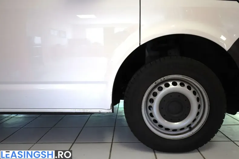 Volkswagen T6 Transporter din 2022 cu 43.900 km - oferta VOL221579 - foto 5