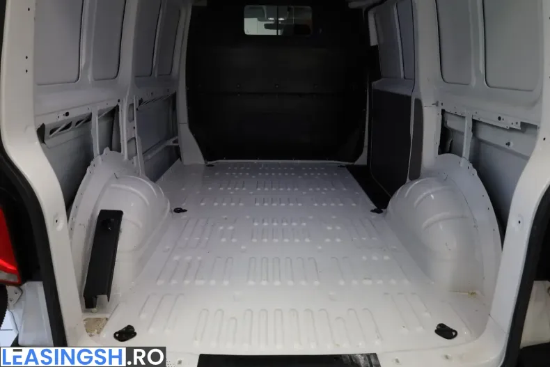 Volkswagen T6 Transporter din 2022 cu 43.900 km - oferta VOL221579 - foto 11