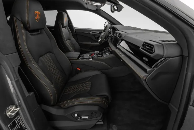 Lamborghini Urus din 2025 cu 2.350 km - oferta LAM221587 - foto 6
