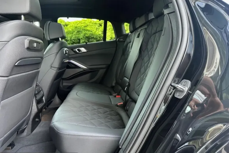 BMW X6 (Seria X) din 2025 cu 14.296 km - oferta BMW221592 - foto 15