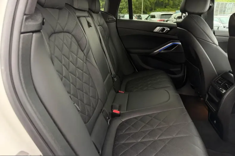 BMW X6 (Seria X) din 2023 cu 54.950 km - oferta BMW221600 - foto 15