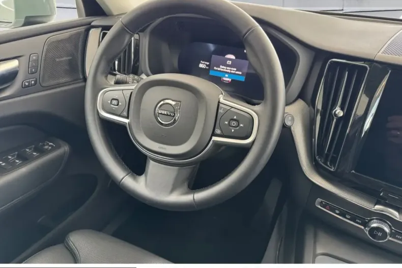Volvo XC60 din 2025 cu 20.706 km - oferta VOL221603 - foto 8