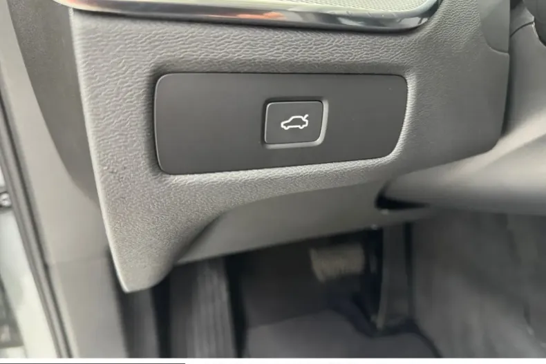 Volvo XC60 din 2025 cu 20.706 km - oferta VOL221603 - foto 20