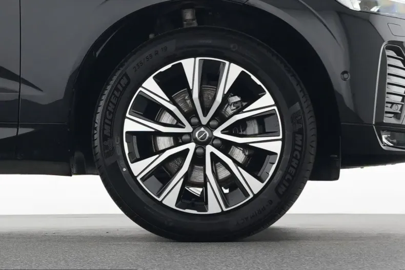 Volvo XC60 din 2025 cu 26.196 km - oferta VOL221606 - foto 21