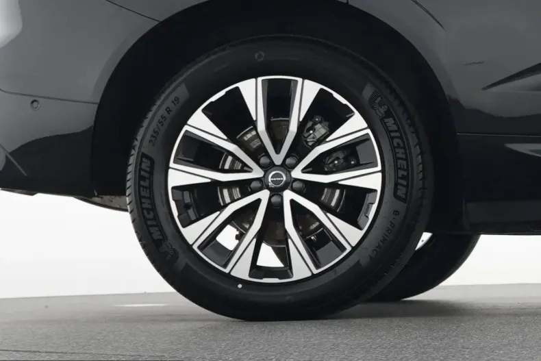 Volvo XC60 din 2025 cu 26.196 km - oferta VOL221606 - foto 22