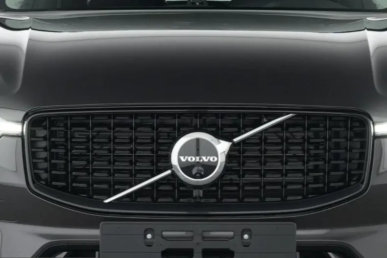 Volvo XC60 din 2025 cu 23.788 km - oferta VOL221607 - foto 4