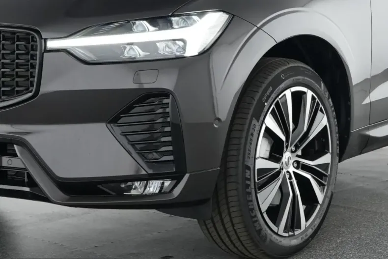 Volvo XC60 din 2025 cu 23.788 km - oferta VOL221607 - foto 10
