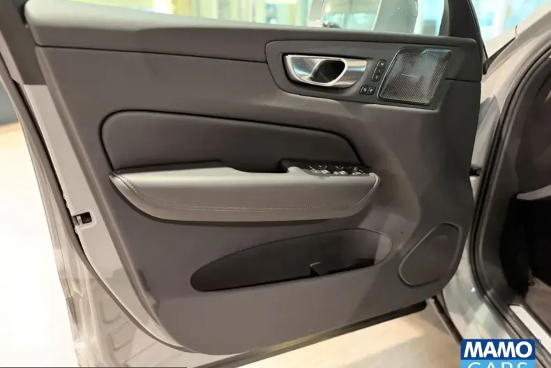 Volvo XC60 din 2025 cu 25.707 km - oferta VOL221608 - foto 36