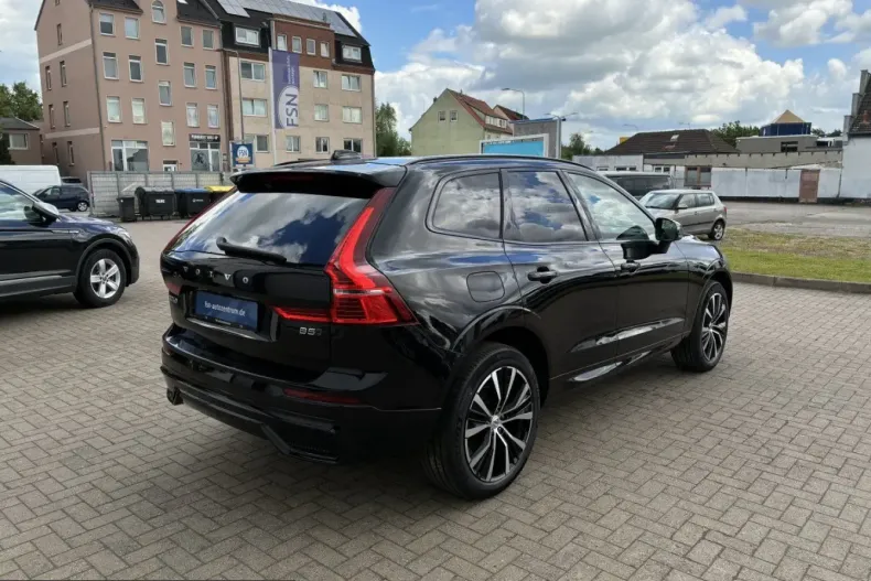 Volvo XC60 din 2025 cu 26.394 km - oferta VOL221610 - foto 3
