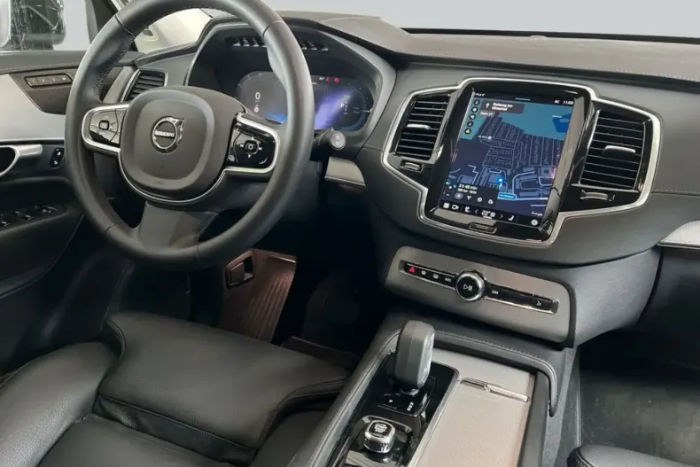Volvo XC90 din 2025 cu 17.037 km - oferta VOL221612 - foto 13